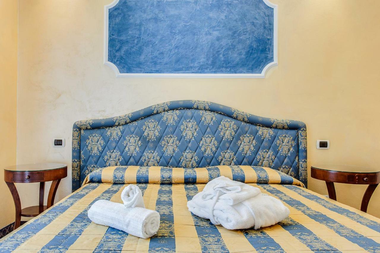Hotel Il Gabbiano Cesenatico Esterno foto